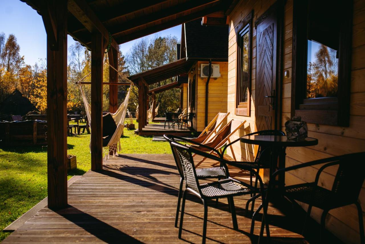 Villa Nad Czarna à Sielpia Wielka Extérieur photo